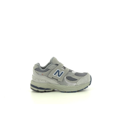 NEW BALANCE IV 2002 RO Gris