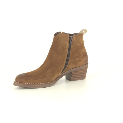 MKD ARIANA Camel