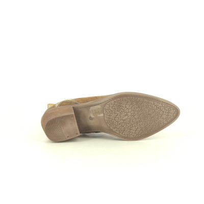 MKD ARIANA Camel