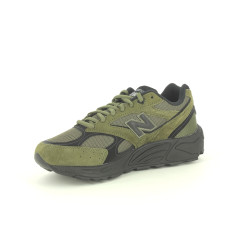 NEW BALANCE U 880R 2W9 Kaki