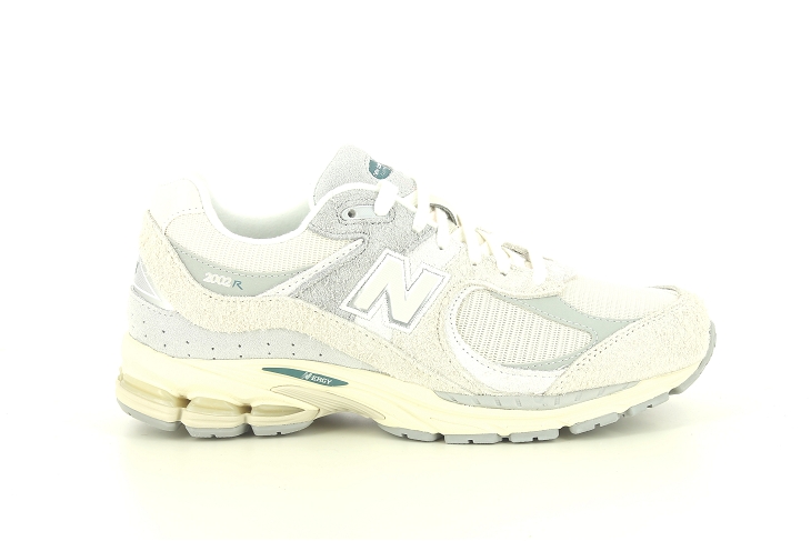 New balance baskets et sneakers m 2002 rek beige